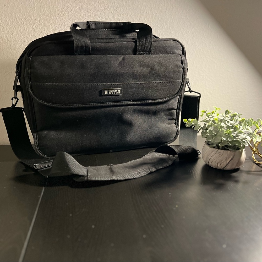 Laptop Messenger Bag- multipurpose